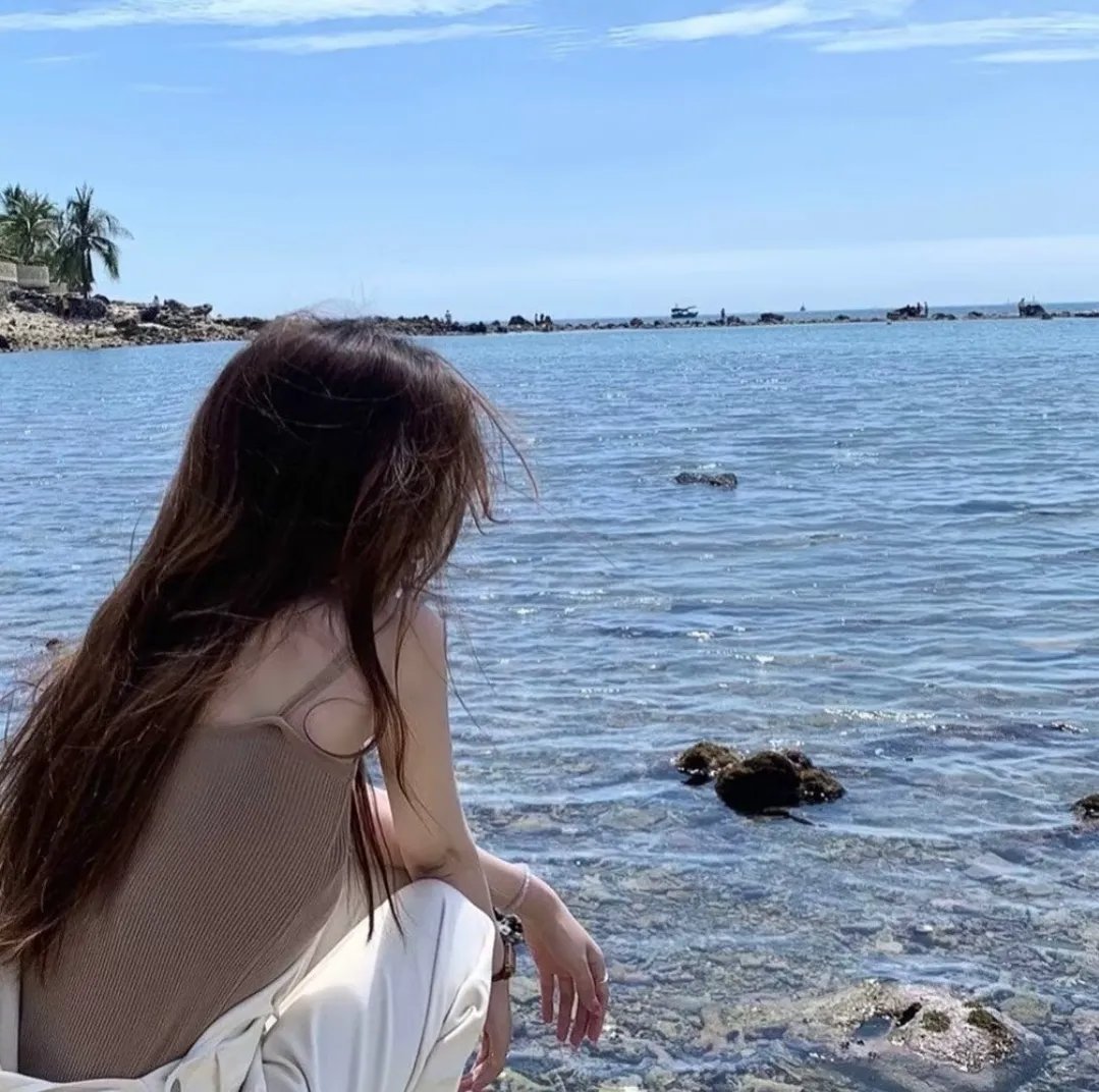 圣杯海报
